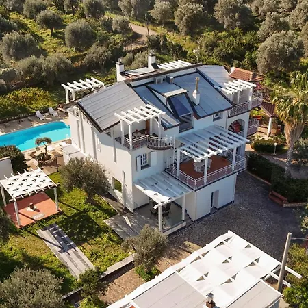 Villa Chiara - Homy Sicily 4 Apartment With Pool And Spa * أكيدولتشي