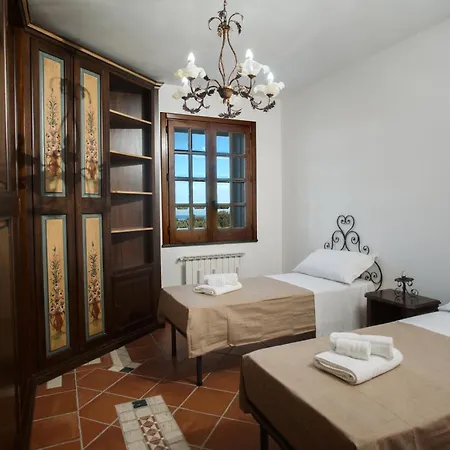 منتجع Villa Chiara - Homy Sicily 4 Apartment With Pool And Spa أكيدولتشي