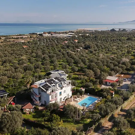 Villa Chiara - Homy Sicily 4 Apartment With Pool And Spa منتجع *