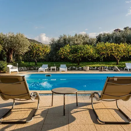 Villa Chiara - Homy Sicily 4 Apartment With Pool And Spa أكيدولتشي