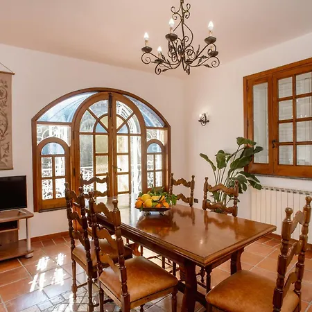 Villa Chiara - Homy Sicily 4 Apartment With Pool And Spa