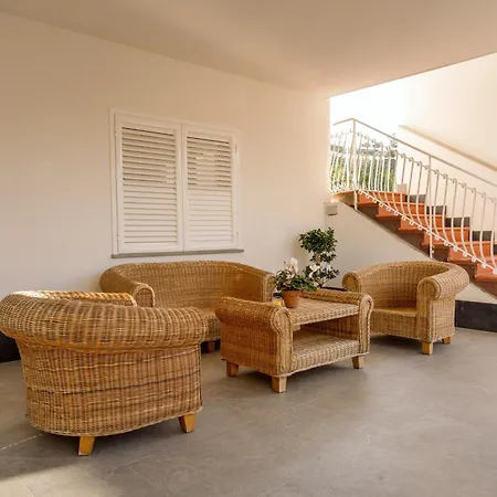 منتجع Villa Chiara - Homy Sicily 4 Apartment With Pool And Spa أكيدولتشي