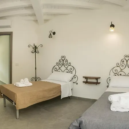 Villa Chiara - Homy Sicily 4 Apartment With Pool And Spa