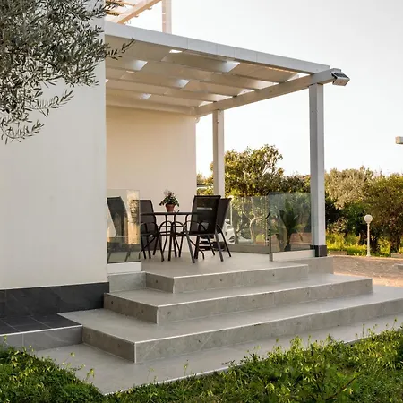 Villa Chiara - Homy Sicily 4 Apartment With Pool And Spa منتجع *
