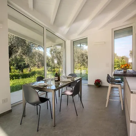 Villa Chiara - Homy Sicily 4 Apartment With Pool And Spa * أكيدولتشي