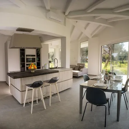 منتجع Villa Chiara - Homy Sicily 4 Apartment With Pool And Spa